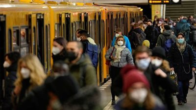 برلين تلغي إلزامية ارتداء الكمامات في وسائل النقل