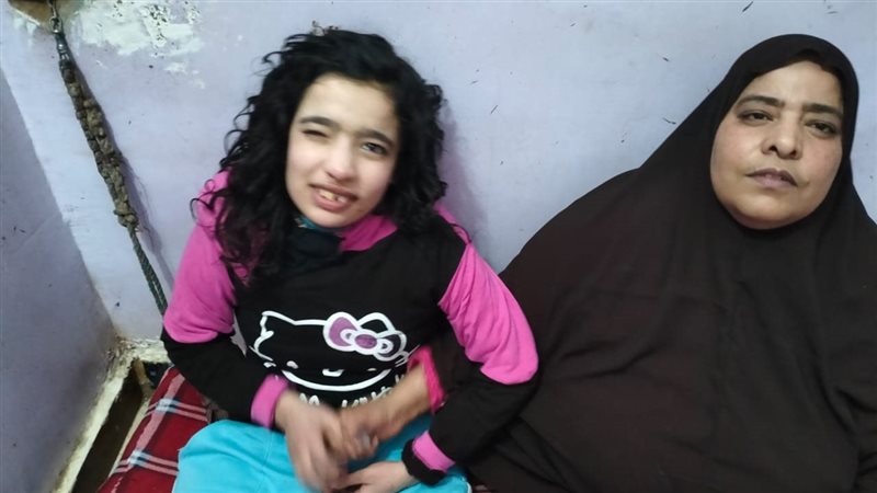 الطفلة ضحية المرض