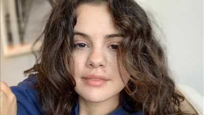 سيلينا جوميز، تنشر صورها بدون مكياج