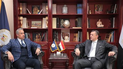 وزيرا السياحة والآثار والقوى العاملة يبحثان التعاون في الملفات المشتركة