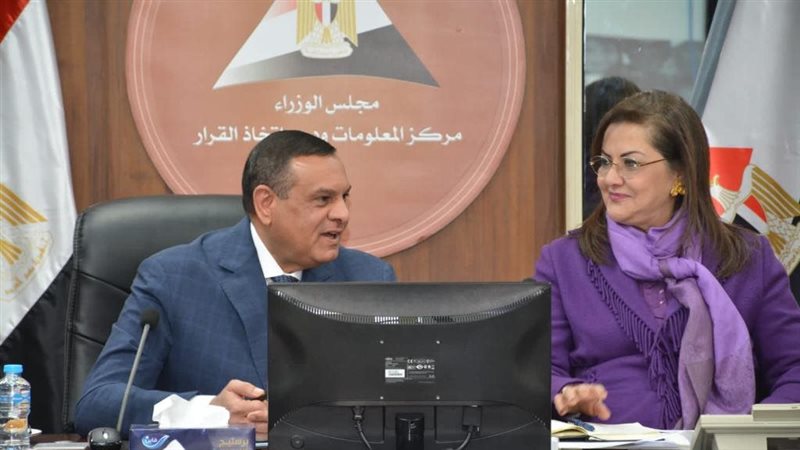 وزيرا التخطيط والتنمية