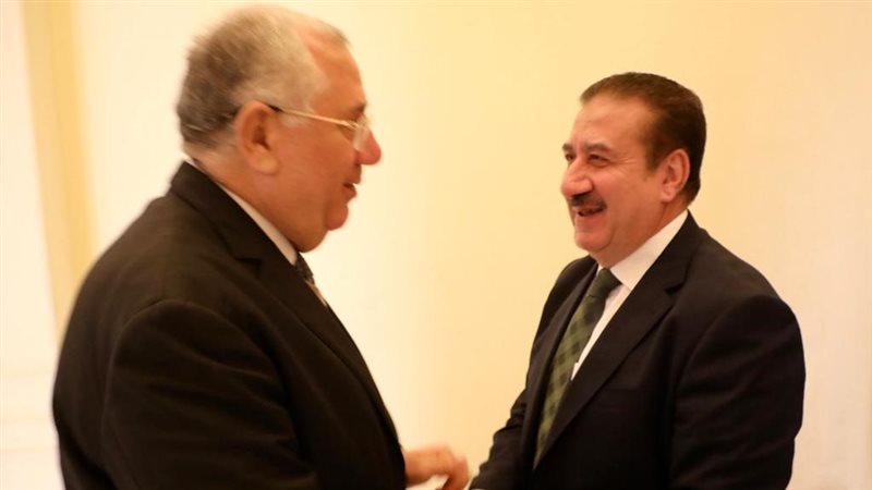 محافظ المنوفية مع