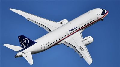 هبوط اضطراري لطائرة فريق كرة قدم لسبب غريب 