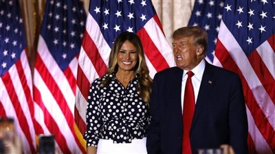 ترامب يغازل زوجته ميلانيا: أنا بحاجة إليك