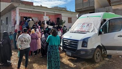 توقيع الكشف الطبي بالمجان على 1369 مواطنا بعزبة عرب السلايمة في دمياط