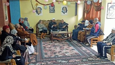 قطار قافلة الثقافة للجميع يصل لدور رعاية المسنين بالإسماعيلية (صور) 