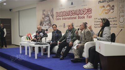 انطلاق ندوة السينما الأردنية بمعرض الكتاب بحضور منذر رياحنه (صور) 