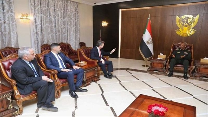 البرهان ووزير الخارجية
