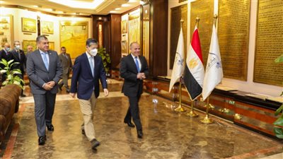 الهيئة العامة لميناء الإسكندرية تستقبل وفدا صينيا رفيع المستوى 