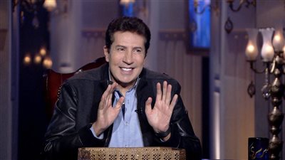 أهلاوي ولا زملكاوي؟ هاني رمزي يكشف عن انتمائه الكروي (فيديو)