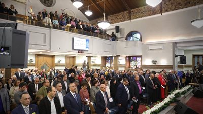 القس أندريه زكي يشارك في احتفال مئوية شبرا الإنجيلية: تعبر إلى المستقبل