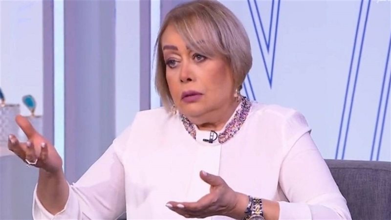 الفنانة هالة فاخر،