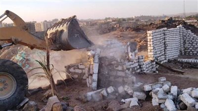 حملات مكثفة لإزالة التعديات على الأراضي الزراعية بالشرقية 
