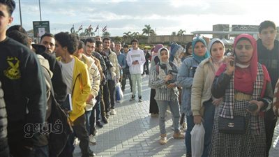 إقبال جماهيري غير مسبوق لتوقيع مؤلفات صانع المحتوى إبراهيم عادل بمعرض الكتاب (صور) 