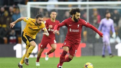 ليفربول يتقدم على وولفرهامبتون بهدفي محمد صلاح ودياز في الشوط الأول 