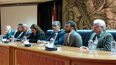 السناوي: ياسر رزق انحاز لثورة يناير وواجه الإخوان وكان يراها معركة مصر