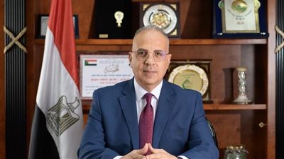 وزير الري يطير إلى 