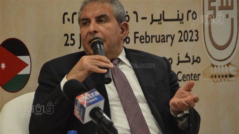 طاهر أبو زيد، فيتو