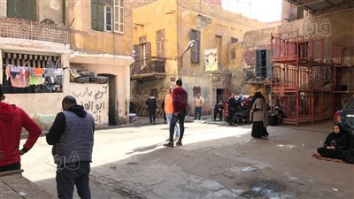 علامات الحزن تظهر على أهالي ضحايا حريق شقة روض الفرج (صور) 