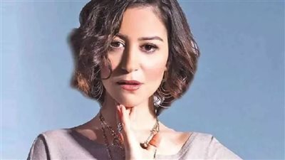 نص حيثيات حبس منة شلبي سنة مع الإيقاف.. المحكمة: الفنانة ماضيها خال من أي اتهامات.. وكثرة السفر سبب الاشتباه