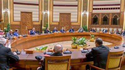 السيسي يؤكد أهمية العمل العربي الجماعي في التعامل مع الأزمات القائمة ودفع جهود التسوية السلمية لها