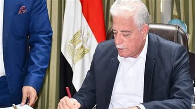 محافظ جنوب سيناء يعتمد نتيجة الإعدادية للفصل الدراسى الأول بنسبة نجاح 80.35 %