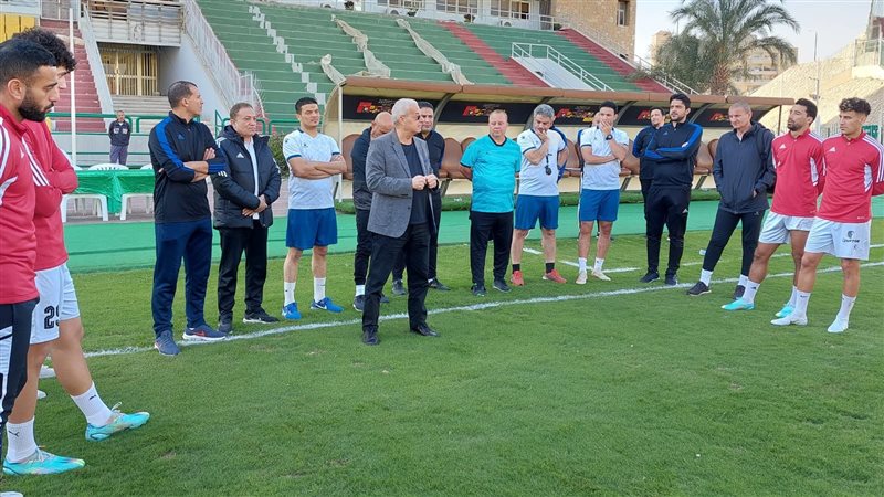 المقاولون، فيتو