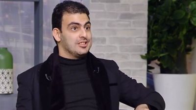 الفنان الشاب محمد عزمي من ذوي الهمم للرئيس السيسي: في عصرك بقى لينا صوت ودور (فيديو)