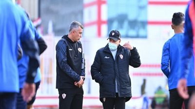  فيريرا أم أسامة نبيه؟، من يدير الزمالك أمام فاركو