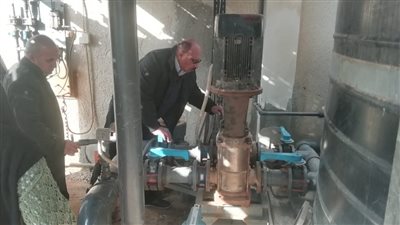 رئيس مياه القناة يتفقد محطات رفع الصرف الصحي بالإسماعيلية (صور) 