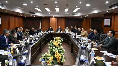 وزير الرياضة يناقش مقترح إدارة وتشغيل مدينة مصر الدولية للألعاب الأوليمبية