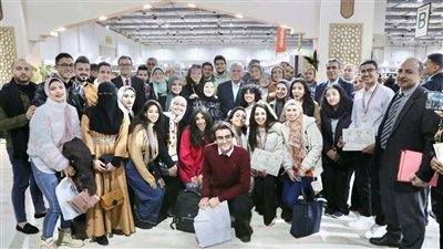 وزير التعليم العالي يكرم طالب جامعة المنصورة الفائز بالمركز الثاني في مسابقة 