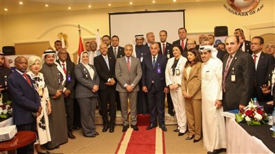 رئيس اتحاد عمال مصر: نحرص على دعم النقابات العامة 