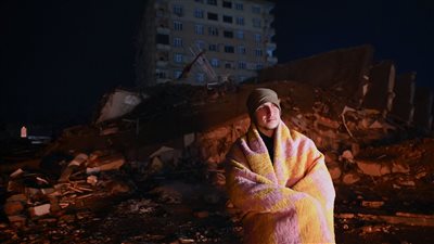 زلزال تركيا الآن، ارتفاع حصيلة الضحايا إلى 2921 قتيلا و15834 مصابا
