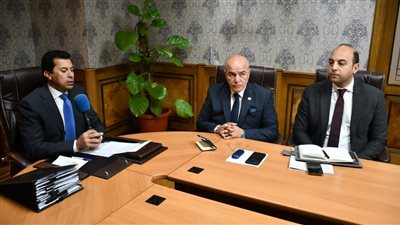وزيرا الشباب المصري والأسترالي يبحثان تفعيل أوجه التعاون المشترك