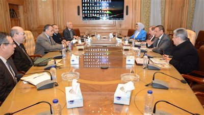 وزيرا الإنتاج الحربي والتنمية المحلية يبحثان مستجدات إدارة منظومة المخلفات