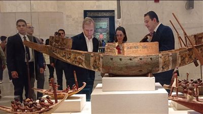 وفد الاتحاد الأوروبي لعملية السلام في الشرق الأوسط يزور متحف الحضارة  