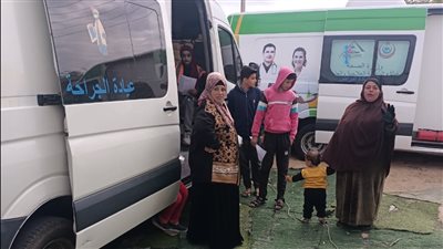 صحة الإسماعيلية توقع الكشف المجاني على 1100 حالة خلال قافلة طبية بقرية البغادة