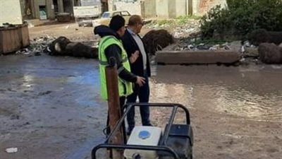 استمرار رفع مياه الأمطار بجميع مراكز محافظة البحيرة لليوم الثالث (صور)