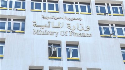 الجمارك: لا ضرائب جديدة على السلع بالأسواق الحرة في المطارات.. تعديل بعض أحكام اللائحة التنفيذية للقانون 