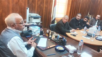 عبد المنعم الجمل: إعلاء قيمة الحوار يضمن الحفاظ على حقوق ومكتسبات العاملين