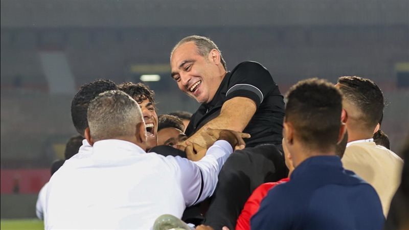 علي ماهر، فيتو