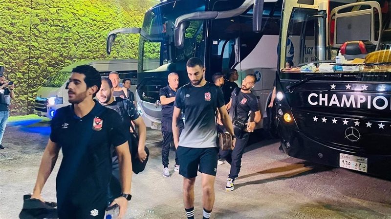 موعد وصول حافلة الأهلي