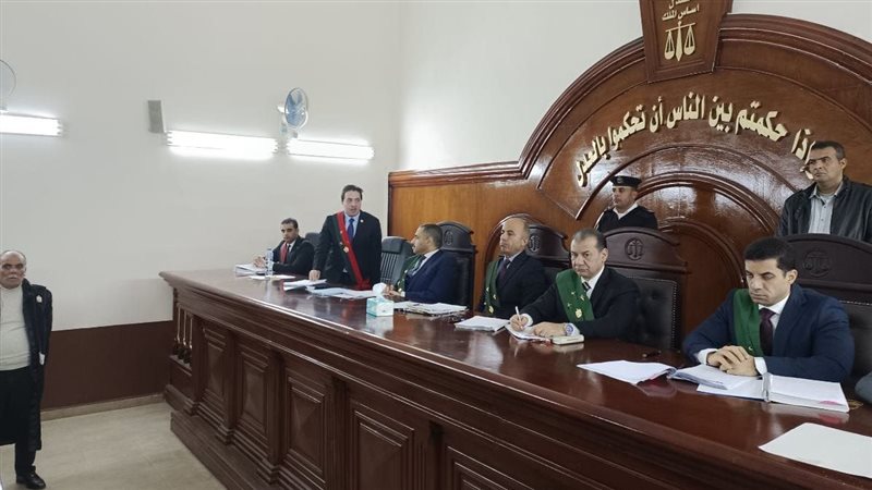 محاكمة متهمين ارشيفية،