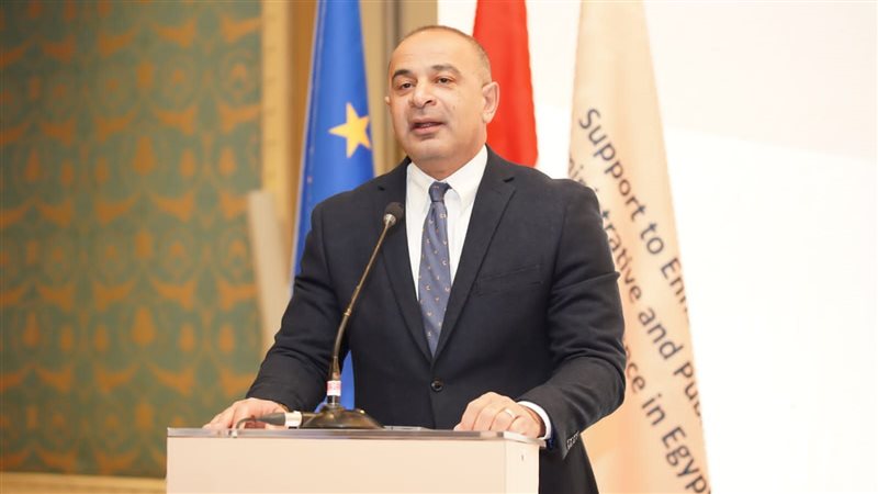 الدكتور أحمد كمالي