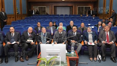  التعليم تستعد للترم الثاني.. تشدد على الغياب اليومي.. وتتلقى طلبات التظلم من نتيجة الصفين الأول والثاني الثانوي