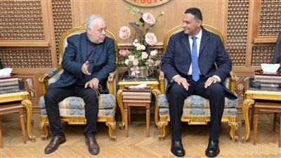 نقيب المهن التمثيلية: المنصورة بلد الفن والإبداع وقلعة التمثيل 