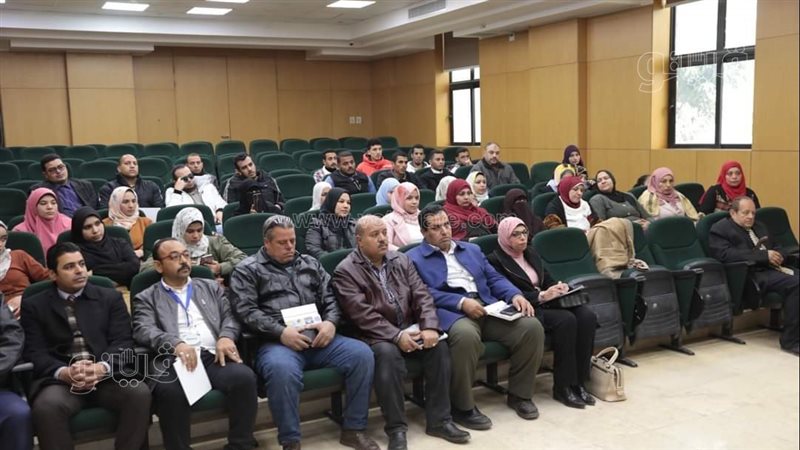 القوى العاملة ببني