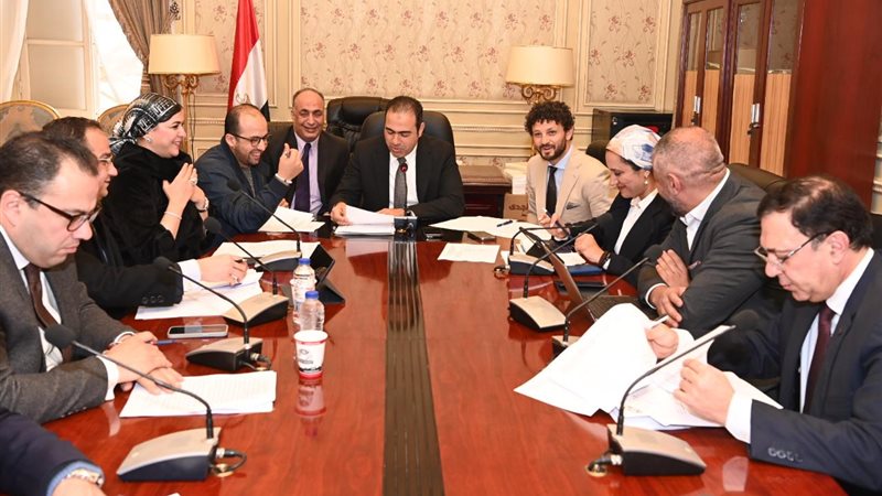 لجنة الشباب والرياضة