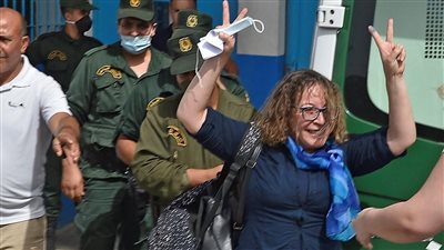 بوادر أزمة فرنسية جزائرية بسبب الناشطة أميرة بوراوي